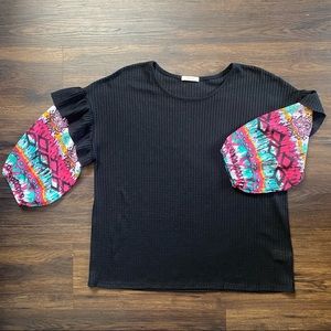 NWOT- BLACK DROP SHOULDER MULTICOLOR TRIBAL CHIFFON SLEEVE WAFFLE KNIT TOP- S/M